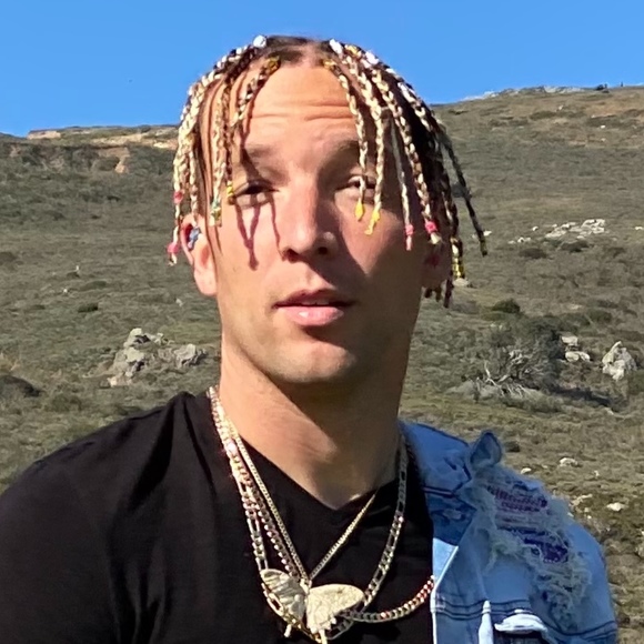 Meet your Posher, Princedylannova - Picture 1 of 1